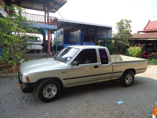 กระบะ ไมตี้ แค๊ป รถบ้าน ใช้น้อย ไม่เคยบรรทุกหนัก เครื่องดี แน่นๆ  สตาร์ทติดง่าย  เลขไมล์น้อย  แอร์เย็น  รอนกระบะสวยๆ  ช่วงล่างดี ภาษีไม่ขาด  เล่มทะเบียนเจ้าของมือเดียว  เอกสารพร้อมโอน ราคา  77000 ต่อรองได้คับ