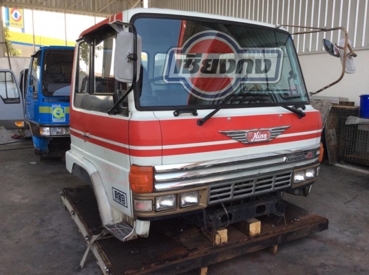 HINO 4D