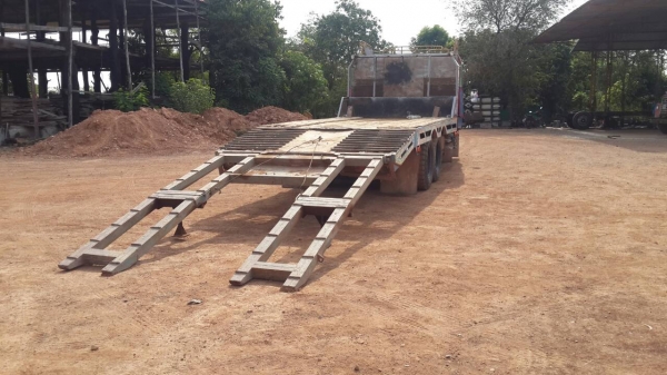 ขายด่วน10ล้อเทเลอร์หัวยาวเครื่องEH700 เกียร์HO เบรคธรรมดา พร้อมใช้เอกสารพร้อมโอน