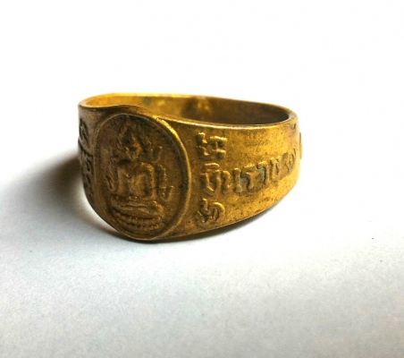 แหวนพระพุทธชินราชเก่าแท้ เนื้อระฆังทองเหลืองสวยๆ พุทธคุณเด่นเมตตา มหานิยม แคล้วคลาด เก่าสวยบารมีพุทธคุณเต็มเปี่ยม