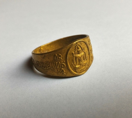 แหวนพระพุทธชินราชเก่าแท้ เนื้อระฆังทองเหลืองสวยๆ พุทธคุณเด่นเมตตา มหานิยม แคล้วคลาด เก่าสวยบารมีพุทธคุณเต็มเปี่ยม