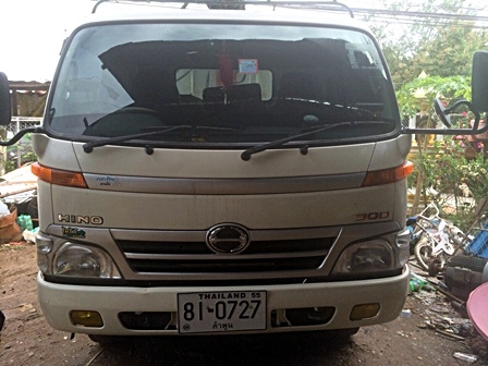 ขาย รถ 6 ล้อ Hino 136 แรงม้า ปี 54 พร้อม เฮียบ คีบเหล็ก