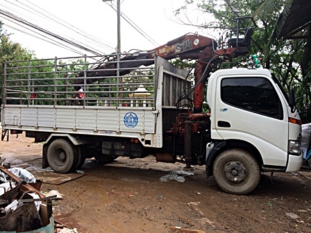 ขาย รถ 6 ล้อ Hino 136 แรงม้า ปี 54 พร้อม เฮียบ คีบเหล็ก