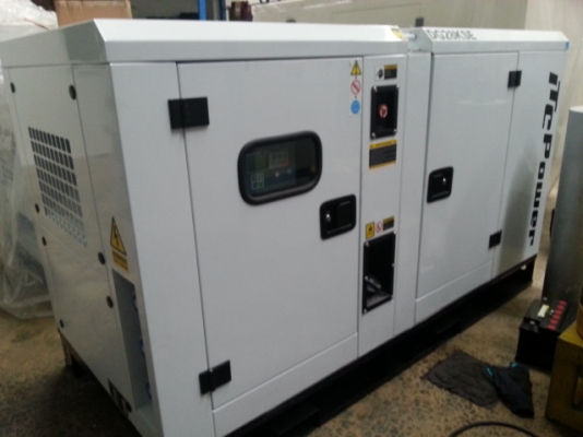 เครื่องปั่นไฟ 28KVA 3เฟส