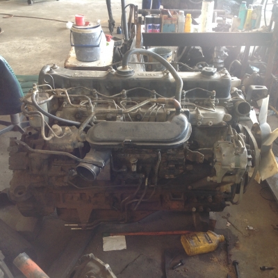 ขายเครื่อง HINO 6sd1. 210.  แรง.   85000. บาทพร้อมเลข