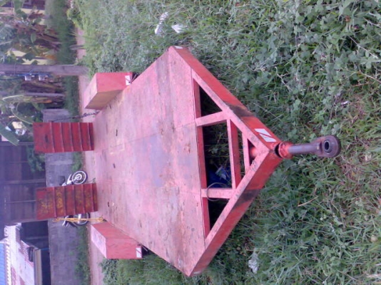 รถลาก  รถเกี่ยวข้าวมือสองสภาพดีสวย  บรรทุก DC 70 ได้สบาย