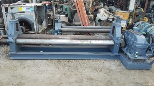 Sell> เครื่องม้วนเหล็กแผ่นยาว 8 ฟุต 250 cm. เพลาตัน ลูกกลิ้งโต 7" ม้วนหนา 9 mm. หัวเพลาม้วนแป๊ปได้ ระบบไฟ