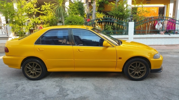 ขายซีวิคเตารีด เครื่องZC1.6 เกียร์ออโต้ ติดแก๊ส ดิส4ล้อ เอกสารเล่มครบพร้อมโอน ขายซีวิคเตารีด เครื่องZC1.6 เกียร์ออโต้ ติดแก๊ส ดิส4ล้อ เอกสารเล่มครบพร้อมโอน