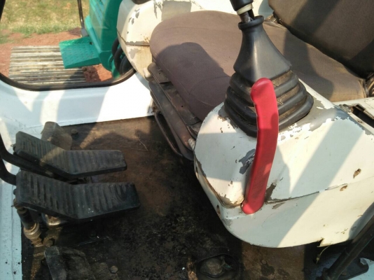 Kobelco120 m5 ไฟฟ้าเต็ม เครื่องดี แทรคดี โซ่เต้ม ภายในสวย