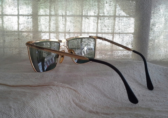 แว่นตาผู้พิทักษ์สันติราษฎร์  ตัวจริง!  POLICE Vogart Line handmade Italy