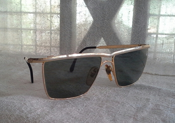 แว่นตาผู้พิทักษ์สันติราษฎร์  ตัวจริง!  POLICE Vogart Line handmade Italy