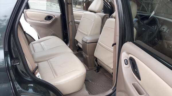 ขาย FORD ESCAPE 3.0 LIMITED ขาย FORD ESCAPE 3.0 LIMITED