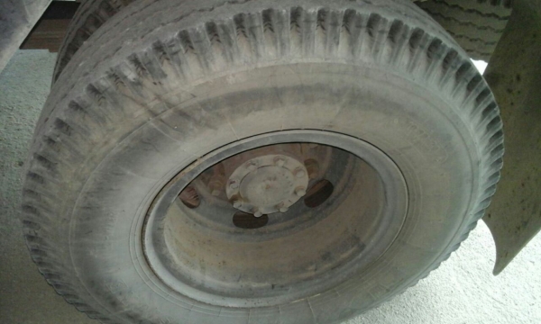 รถมิตซู 6 ล้อ ( ไม่ดั้ม )  240 แรงม้า. ปี 53. ( ยูโร 3. )   สนใจติดต่อ  081 - 6079515