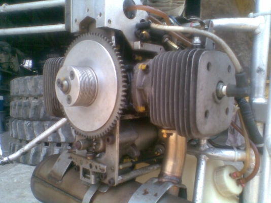 ขายเครื่องพารามอเตอร์ 2 สูบ มีไดร์สตาร์ท