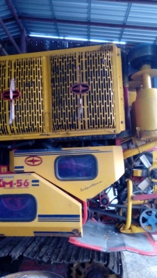 รถเกี่ยวข้าวศักดิ์พัฒนา พร้อมใช้งาน ราคาต่อรองได้ครับ.