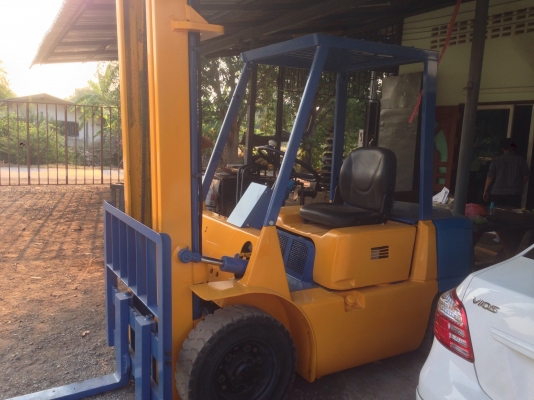 โฟค์ลิฟ ยก2ตัน สูง4 เมตร ถูก สภาพสวยๆ โฟค์ลิฟ ยก2ตัน สูง4 เมตร ถูก สภาพสวยๆ