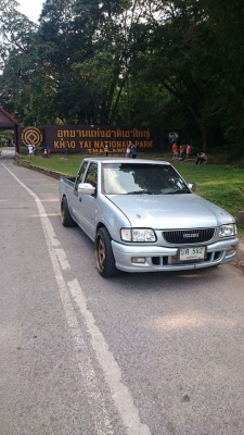 ขาย ISUZU ดราก้อน ปี 2000 ลดราคาเหลือ 200000 คับ ขาย ISUZU ดราก้อน ปี 2000 ลดราคาเหลือ 200000 คับ