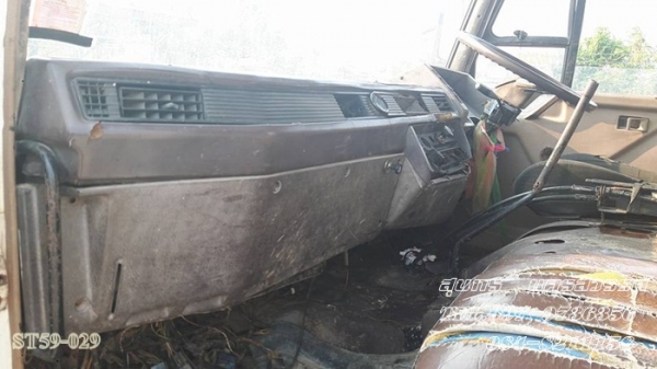 ขายด่วน รถบรรทุก 10 ล้อ MITSUBISHI FUSO 527MA / 1 เพลา พร้อมใช้งาน ราคาสุดคุ้ม