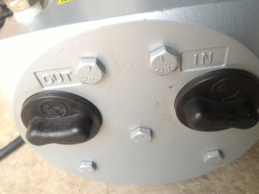 ปั๊มดูดสูญญากาศ หรืออัดอากาศได้ ยี่ห้อ GE จากอเมริกา ทำงานได้เงียบใช้ไฟ 220 V.