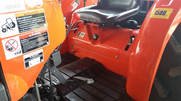 KUBOTA L 4708 SP (4WD) 2 เพลา สภาพใหม่สวยๆ ชั่วโมงใช้ งานน้อย สีเดิมทั้งคัน พร้อมชุดใบมีดดันหน้า โรตารี่ RZ 180 KUBOTA L 4708 SP (4WD) 2 เพลา สภาพใหม่สวยๆ ชั่วโมงใช้ งานน้อย สีเดิมทั้งคัน พร้อมชุดใบมีดดันหน้า โรตารี่ RZ 180