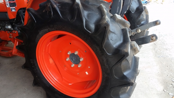 KUBOTA L 4708 SP (4WD) 2 เพลา สภาพใหม่สวยๆ ชั่วโมงใช้ งานน้อย สีเดิมทั้งคัน พร้อมชุดใบมีดดันหน้า โรตารี่ RZ 180 KUBOTA L 4708 SP (4WD) 2 เพลา สภาพใหม่สวยๆ ชั่วโมงใช้ งานน้อย สีเดิมทั้งคัน พร้อมชุดใบมีดดันหน้า โรตารี่ RZ 180