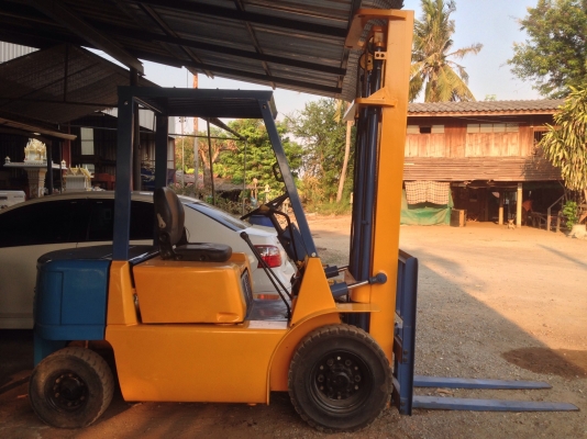 โฟค์ลิฟ ยก2ตัน สูง4เมตร ถูกๆ สภาพสวย