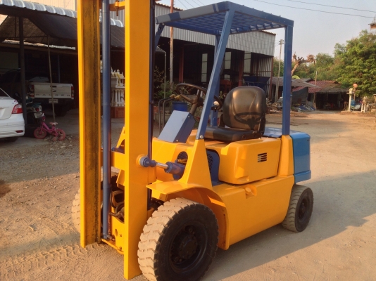 โฟค์ลิฟ2ตัน ยก4เมตร ถูกๆ สภาพสวยๆ