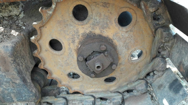 ขาย 275,000 Komatsu PC100-1 ตัวเดิน 12HT   เครื่องดี ปั้มดี  ช่วงล่างดีรถพร้อมใช้ 090-772-3710 090-772-3708
