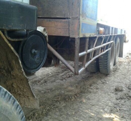 MITSUBISHI FUSO FN215 - 165 HP 6D14 สิบล้อเพลาเดียว เทรลเลอร์ท้ายลาดขึ้นรถแบ็คโฮร PC 200 ได้เลยครับ เครื่องแรงดีแน่นดี หัวเก๋งตาเหลี่ยมภายในคอนโซลสวยครบ พวงมาลัยเพาเวอร์ ระบบเบรคทริ๊ปฟี้ ช่วงล่างแน่นคัชซีไม่แตกไม่บวม ยางสภาพดีประมาณ 60\% พร้อมใช้งาน เอกสาร MITSUBISHI FUSO FN215 - 165 HP 6D14 สิบล้อเพลาเดียว เทรลเลอร์ท้ายลาดขึ้นรถแบ็คโฮร PC 200 ได้เลยครับ เครื่องแรงดีแน่นดี หัวเก๋งตาเหลี่ยมภายในคอนโซลสวยครบ พวงมาลัยเพาเวอร์ ระบบเบรคทริ๊ปฟี้ ช่วงล่างแน่นคัชซีไม่แตกไม่บวม ยางสภาพดีประมาณ 60\% พร้อมใช้งาน เอกสาร