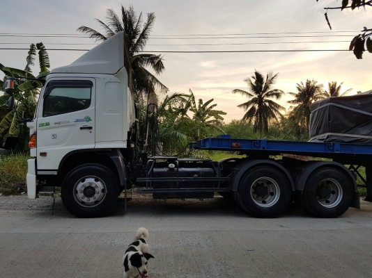HINO หัวลาก344 ปี56 ราคา2,100,000บาท ติดต่อสุขุมตรัง0872836792