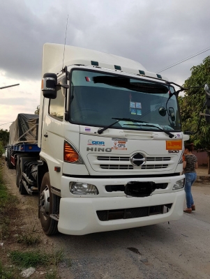 HINO หัวลาก344 ปี56 ราคา2,100,000บาท ติดต่อสุขุมตรัง0872836792
