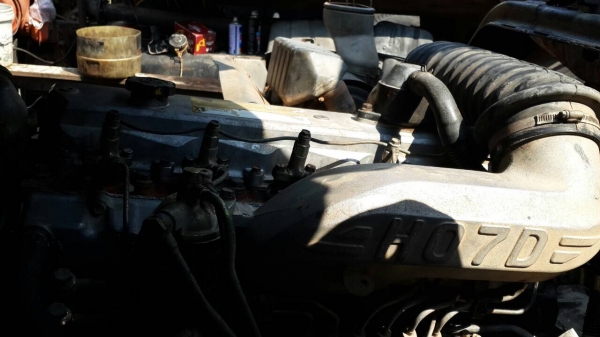 ขายรถน้ำฮีโน่3H-195แรงปี37-2เพลาพร้อมใช้