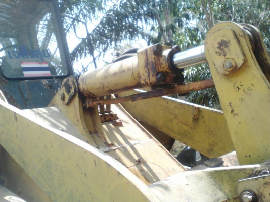รถตักล้อยาง KOMATSU WA300-1 รถสภาพดี ทำงานอยู่