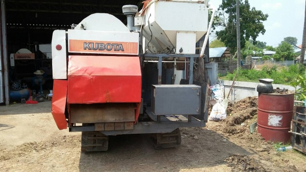 ขายรถเกี่ยว DC60  ซื้อไปใช้งานได้เลยครับหรือไม่สบายใจตรวจเช็คเล็กๆน้อยๆครับ