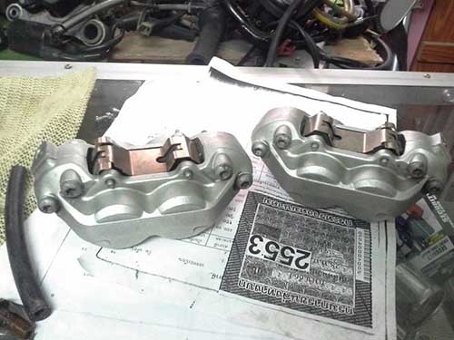 ขายปั้มโบ้ 100M ดูกาติ สีเทา