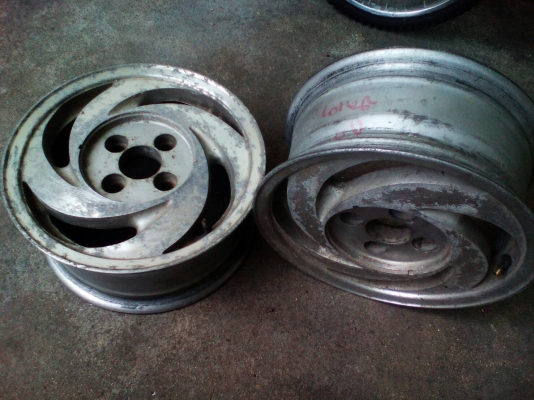 ล้อแม็กขอบ 13 มี 1 คู่(ด่วน)