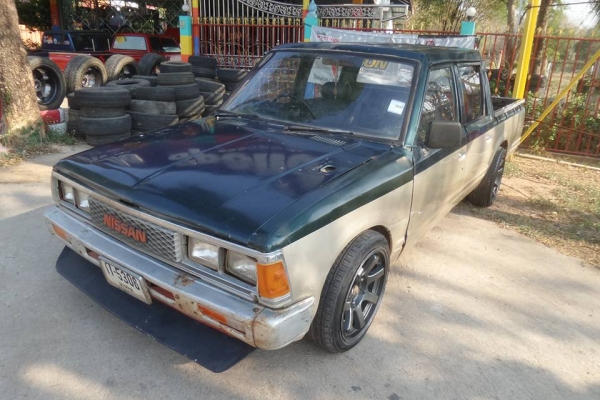 ขายดัทสัน720 4ประตู แท้โรงงาน