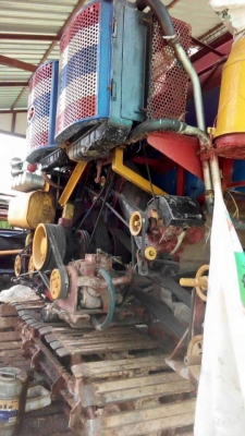 ขายรถเกี่ยวข้าว ศักดิ์พัฒนา