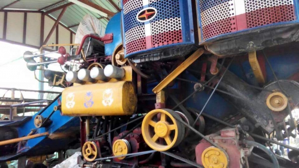 ขายรถเกี่ยวข้าว ศักดิ์พัฒนา