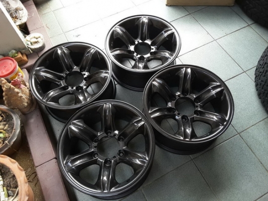 Max เล็บเหยี่ยว อีฃูสุ แท้ๆ ขอบ16*7 et7.5 สภาพสวยๆ 1ชุด