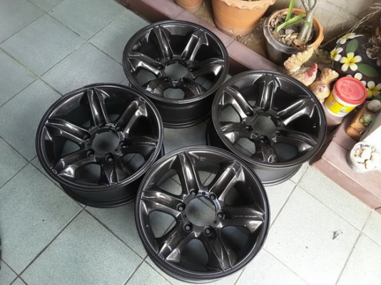 Max เล็บเหยี่ยว อีฃูสุ แท้ๆ ขอบ16*7 et7.5 สภาพสวยๆ 1ชุด