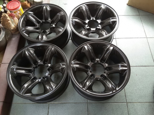 Max เล็บเหยี่ยว อีฃูสุ แท้ๆ ขอบ16*7 et7.5 สภาพสวยๆ 1ชุด