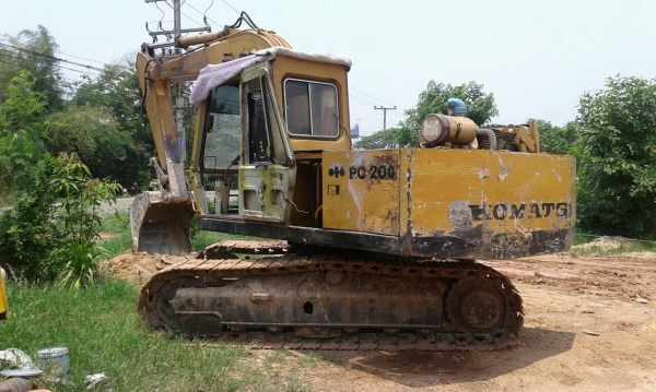 ขาย แบคโฮ KOMATSU PC150-1 เอกสารใบซื้อขาย รถใช้งานได้ดี ราคาต่อรองได้ครับ