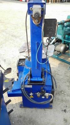 ** ยกแล้วครับ!! ** เครื่องถอดยาง &amp; ถ่วงล้อ ไฟบ้าน 220V. รุ่นท้อปทั้งคู่จับกระทะโตสุด 24" ขึ้นงานเดือนเดียวเรียนเชิญมาเทส!!