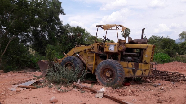 ขายรถตักล้อยาง KOMATSU JH 60 ราคา 230000