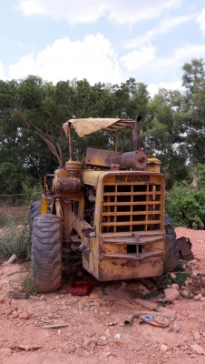 ขายรถตักล้อยาง KOMATSU JH 60 ราคา 230000