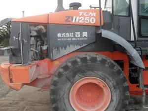 รถตักล้อยาง ZW 250