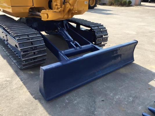 รถขุด KOMATSU PC30-6 ทำสีใหม่ นำเข้า มือสองญี่ปุ่น