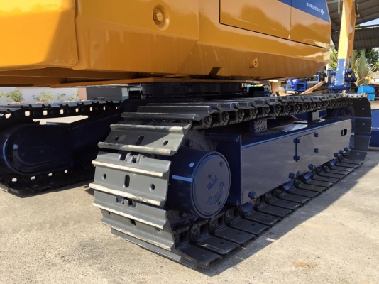 รถขุด KOMATSU PC30-6 ทำสีใหม่ นำเข้า มือสองญี่ปุ่น