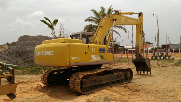 ขาย แบ็คโฮ ยี่ห้อ SUMITOMO (รถไม่มีทะเบียน) สนใจติดต่อ 089-6551506